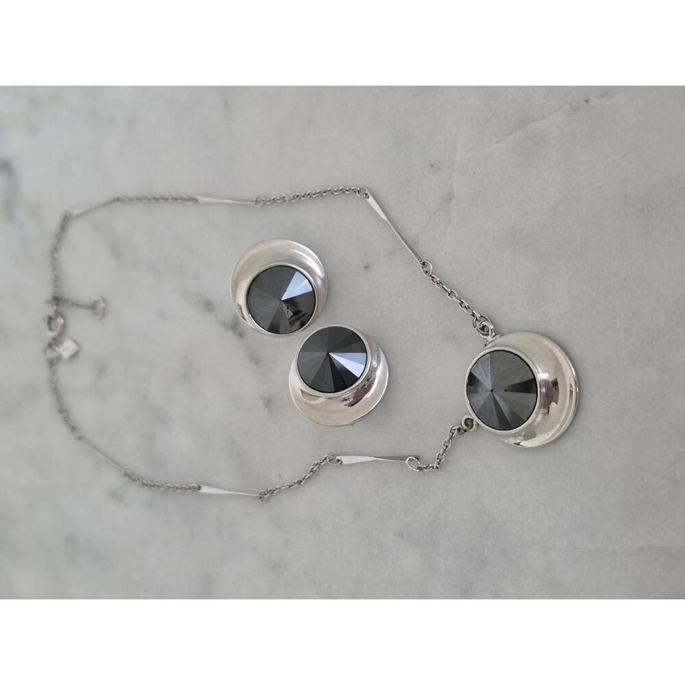 Sarah Coventry Silver-Tone Necklace & Earrings Set – Hematite-Look Glass, Signed